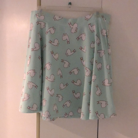 Hot Topic Dresses & Skirts - Hot Topic Mint Alpacas Skater Skirt